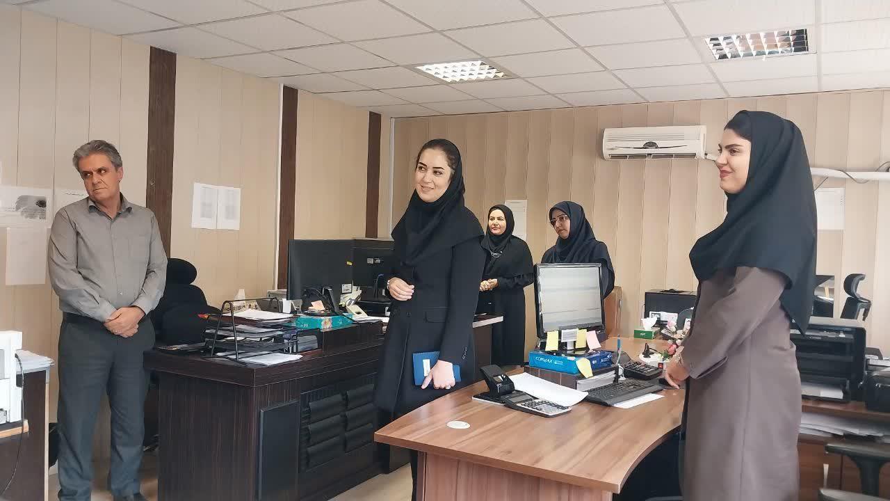 روز کارمند 6